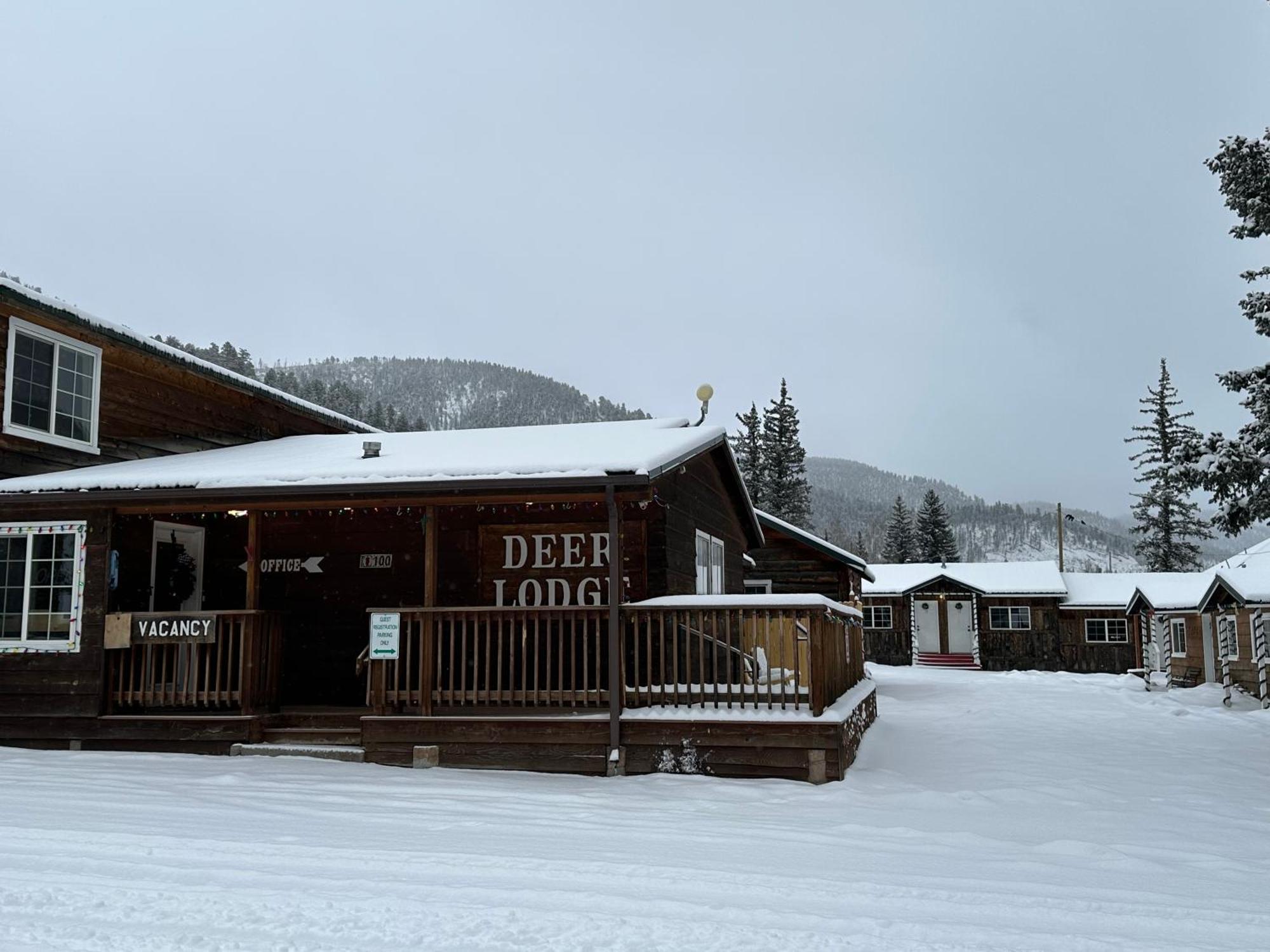 Deer Lodge 红河 外观 照片